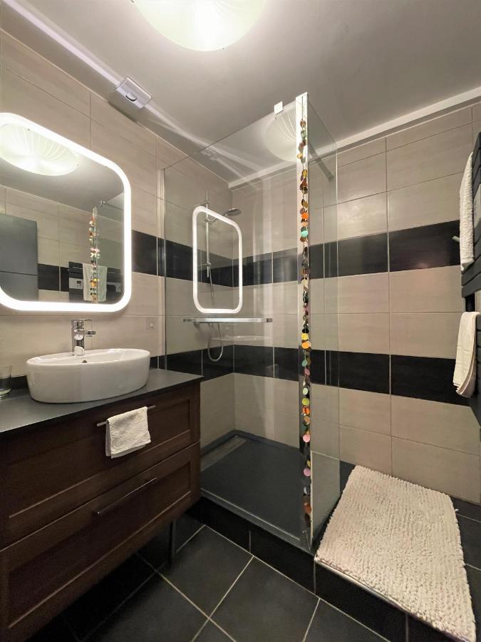 Apartament T2 De 40 M2 - Facile D'Acces, Lumineux Et Au Calme Saint-Genet-Lerpt Zewnętrze zdjęcie